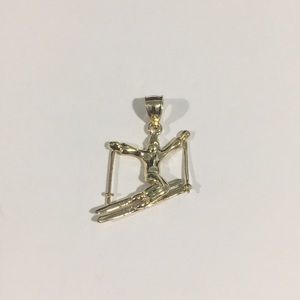 14k Yellow Gold Skiing 🎿 Pendant Charm